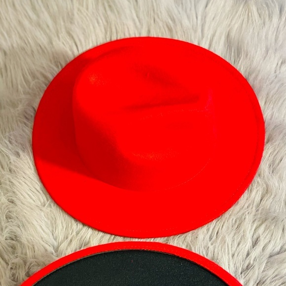 J. ELISE BOUTIQUE Women’s Red Black Accent Bottom Fedora Hat - Picture 2 of 3